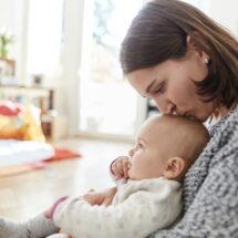El conflicto permanente de ser madre y mujer hoy