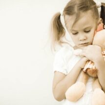 “Mamá ¿por qué papá no vuelve a casa? El proceso de duelo en los niños.