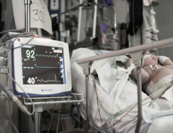 pediatria y cuidados intensivos