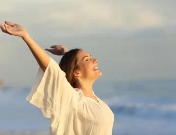 La salida siempre es hacia adentro